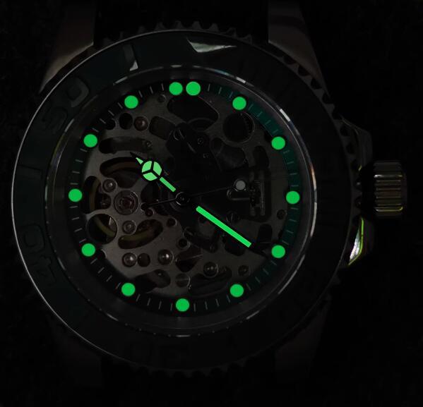 Men's hollowed out mechanical watch with 40mm stainless steel case and blue ring surface equipped with NH70 mechanical movement