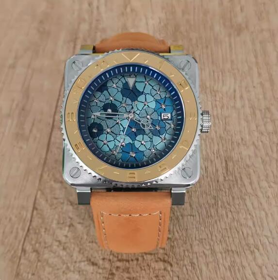 New men's watch with 42MM stainless steel square dial inlaid with Japanese NH35 movement