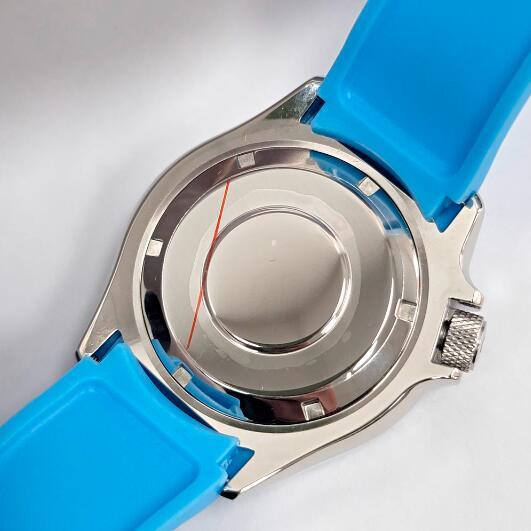 New 41.5mm mechanical watch features a blue inlaid dial with a 3.8 position Japanese NH35 movement