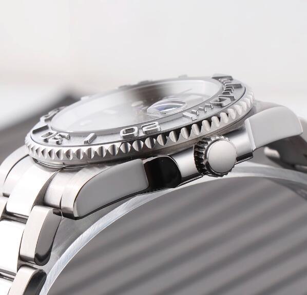 Men's hollowed out mechanical watch with 40mm stainless steel case and blue ring surface equipped with NH70 mechanical movement