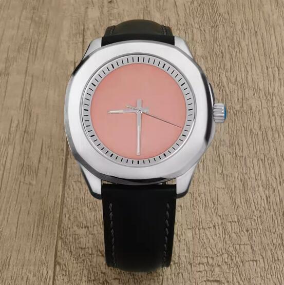 New men's 40mm mechanical watch with no scale straight pattern dial paired with Japanese NH35 movement