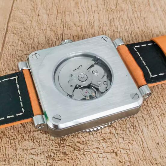 New Square Mechanical Men's 369 Watch with Green Glow and Japanese NH35 Automatic Mechanical Movement