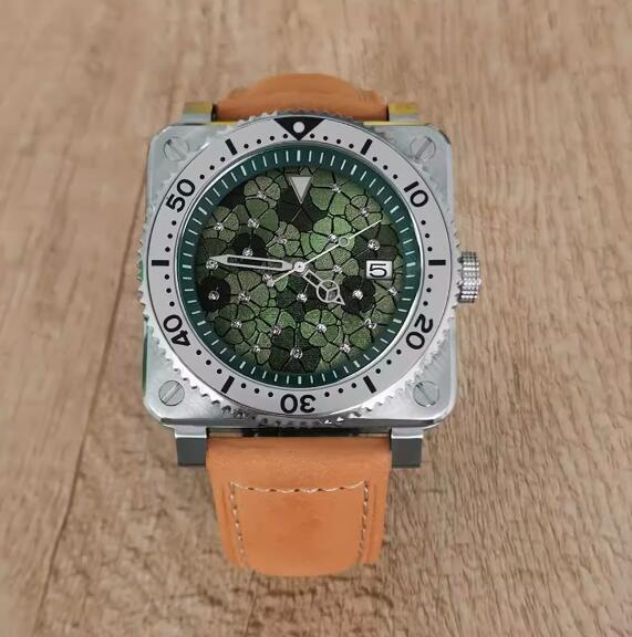 New men's watch with 42MM stainless steel square dial inlaid with Japanese NH35 movement
