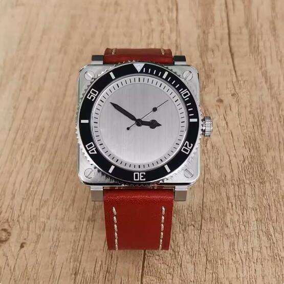 The new men's mechanical watch features a minimalist square and genuine leather strap with a Japanese NH35 movement