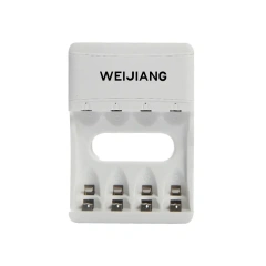4-slot USB Battery Charger For AA/AAA NiCd NiMh battery