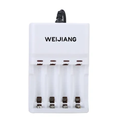 4-slot USB Battery Charger