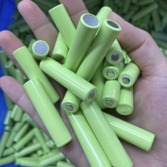 4/5A 2.4v 2200Mah Rechargeable Ni-Mh Battery Pack Can Be DIY Combined For a flashlight