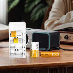 C D SC 9V nimh Rechargeable Battery Charger 4 slots Universal Battery Charger