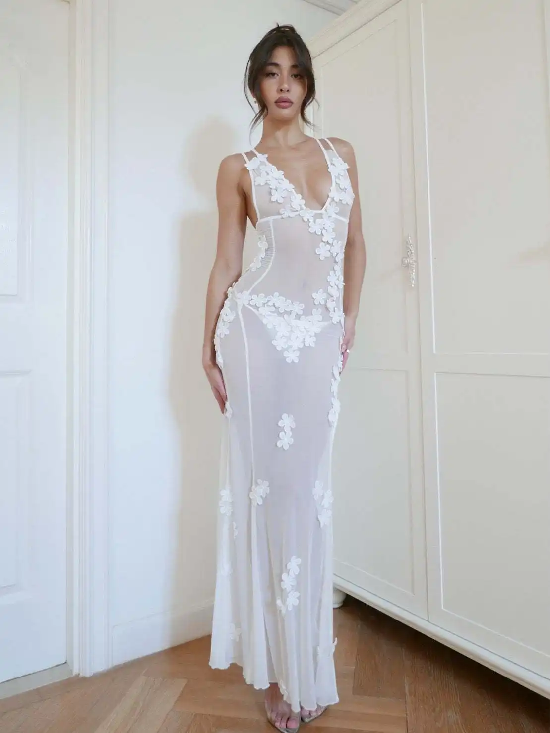 2024 New European and American V-Neck Sexy Backless Sundress Mesh Sheer Three-dimensional Flower Dress