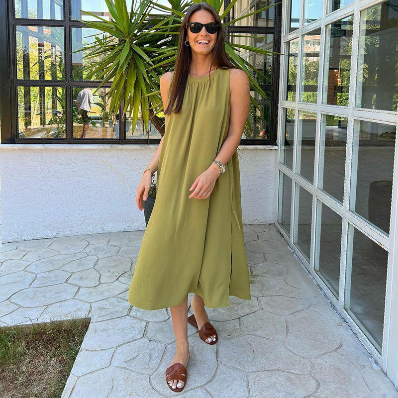 European and American Summer Sleeveless Halterneck Collar Vest Dress With Lace Slit Loose Popular Skirt