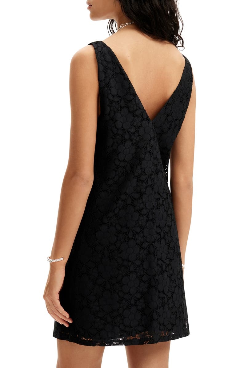 Mini dress