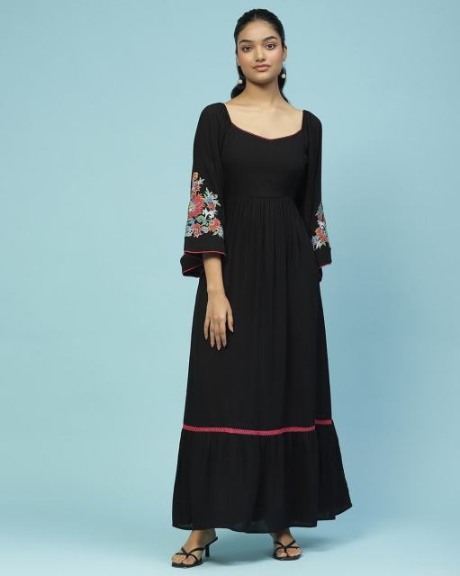 Women's Embroidery Dress