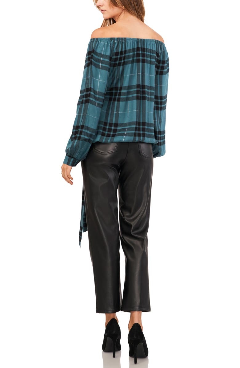 Plaid top