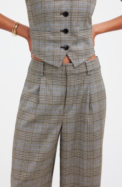 Woman's Plaid Pants