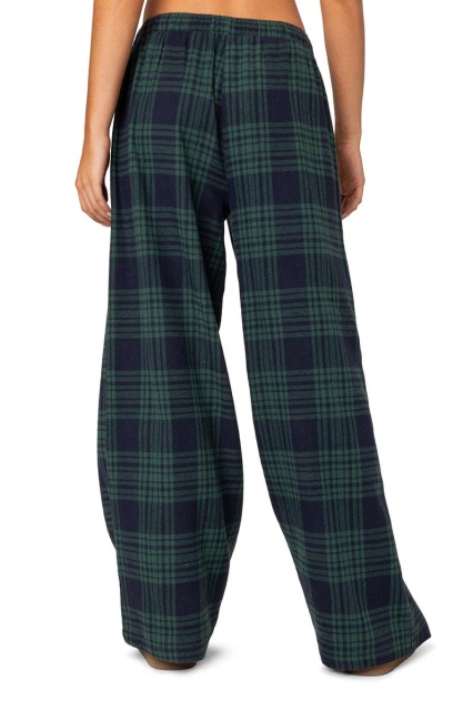 Woman's Plaid Pants