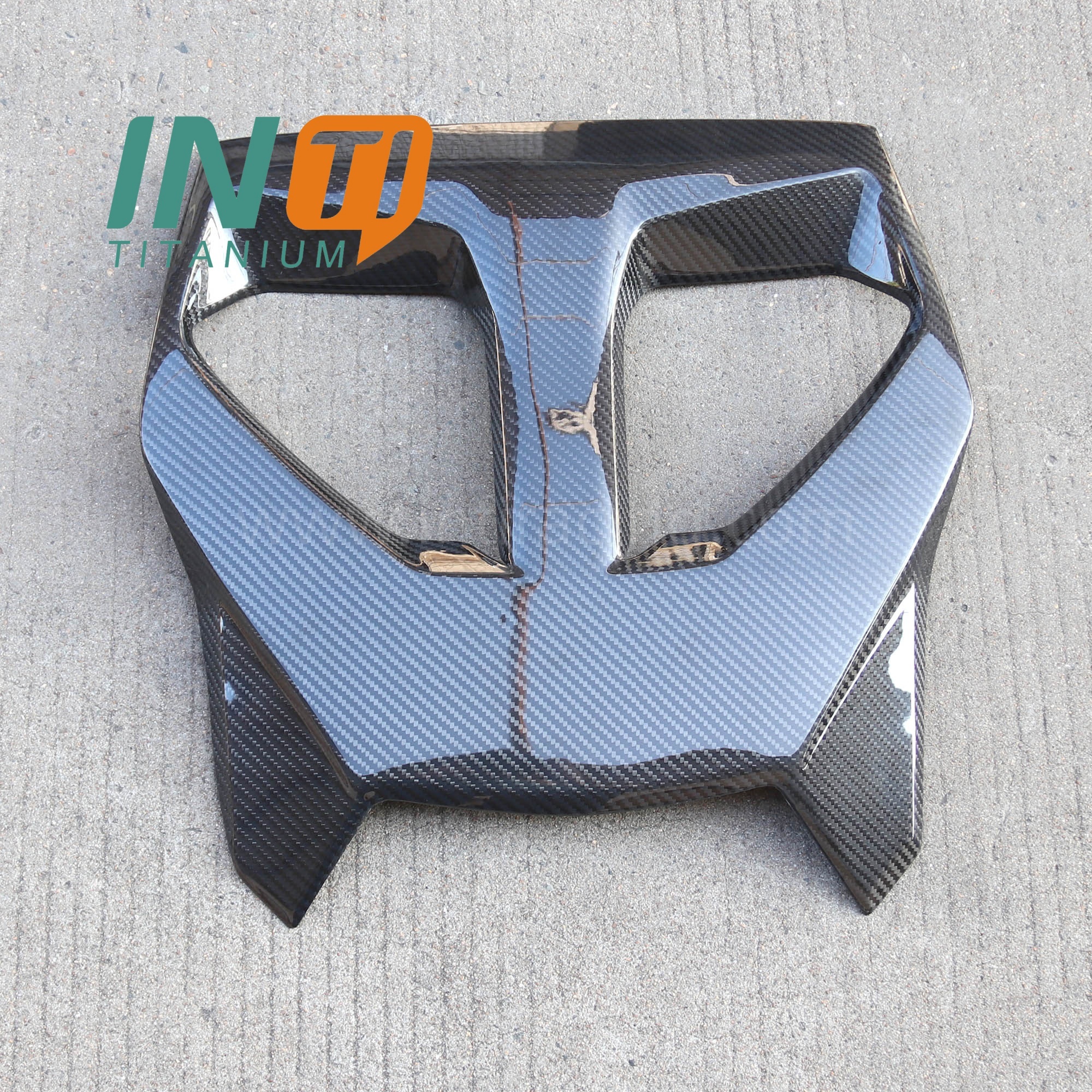 Prepreg Dry Carbon Fiber Hood For Can-Am Maverick R 2024