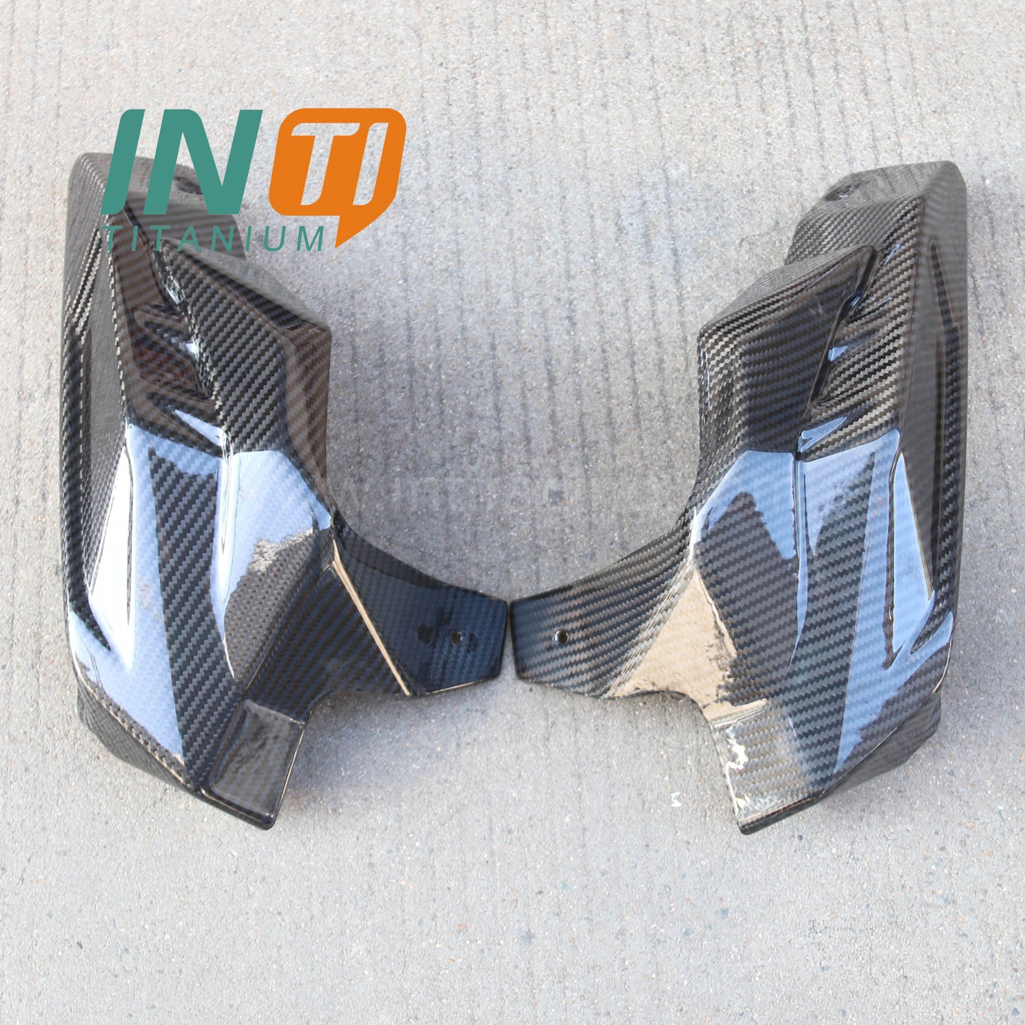 Prepreg Dry Carbon Fiber Rear Cage Trim Set Can-Am Maverick X3