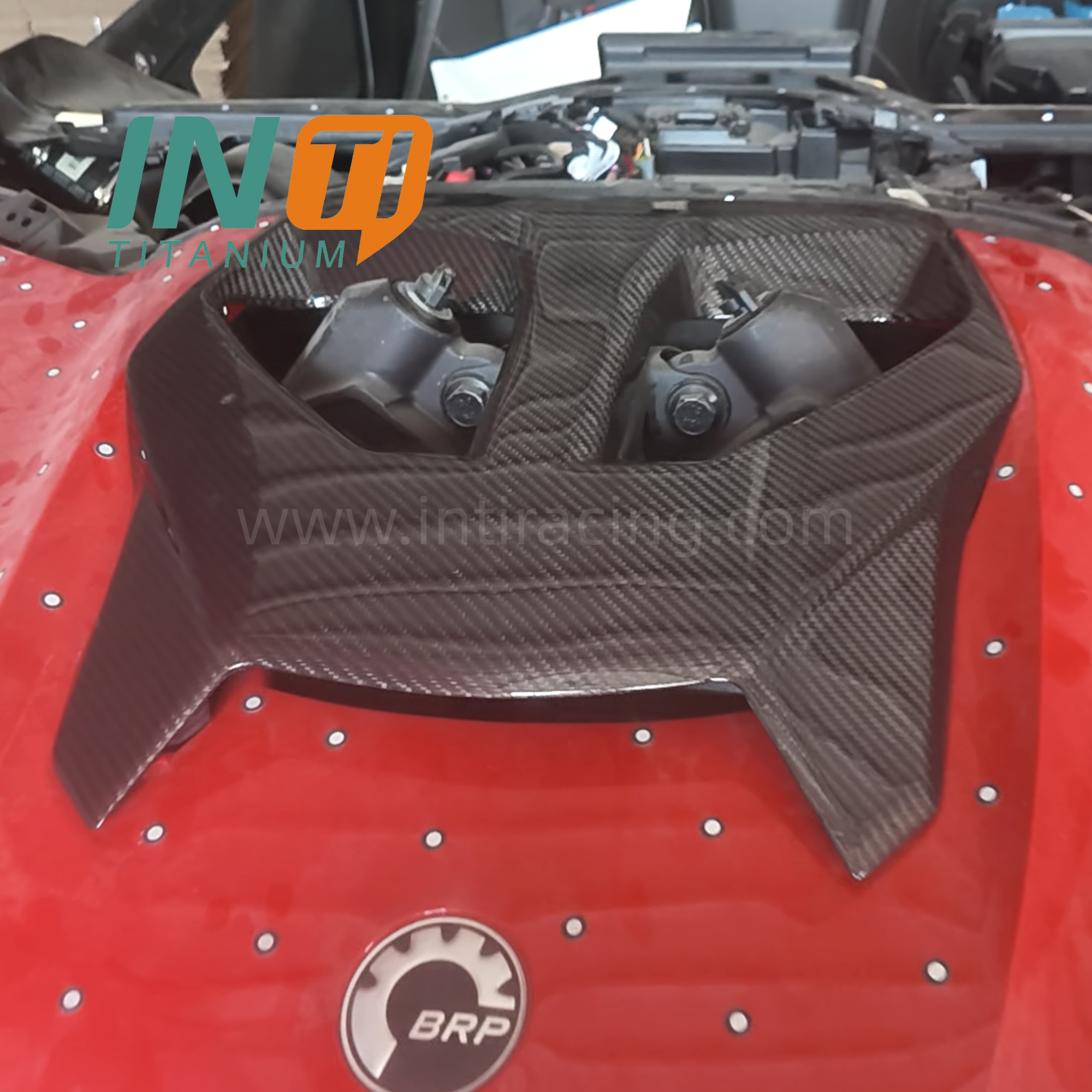 Prepreg Dry Carbon Fiber Hood For Can-Am Maverick R 2024