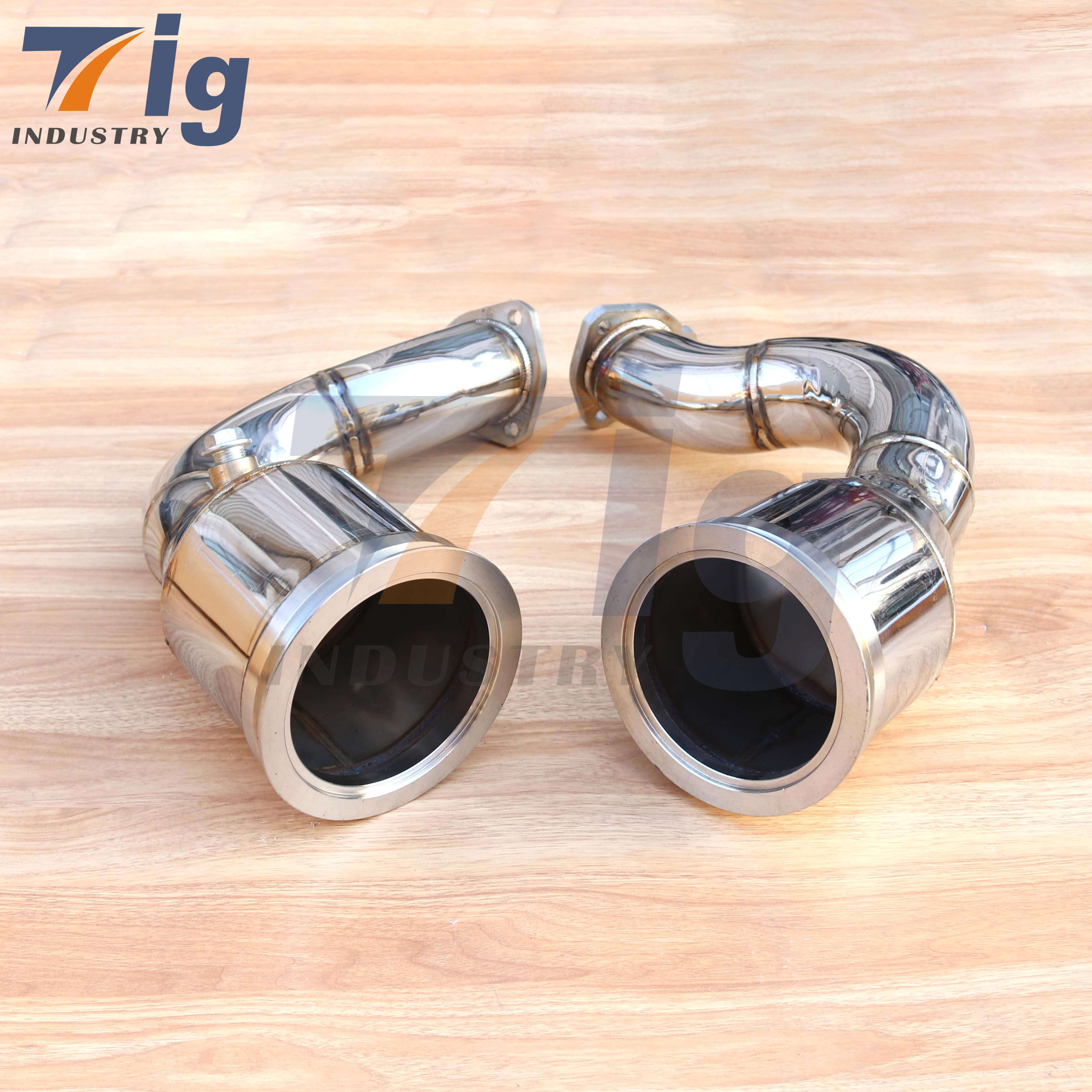 Performance Stainless Steel Exhaust Downpipe for Lamborghini Urus