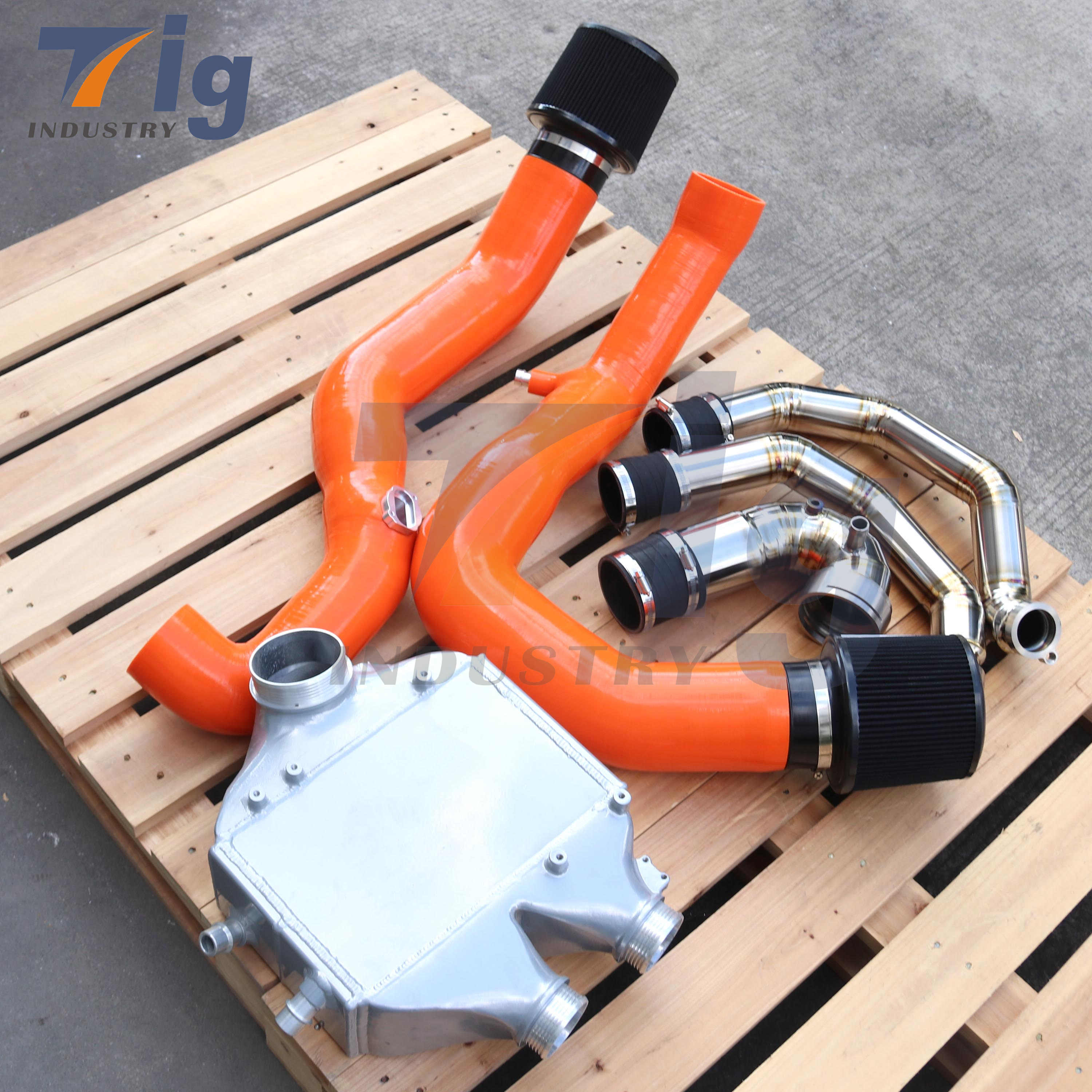 TITANIUM CHARGE PIPE For BMW F80 M3 F8X M4 Silicone air intake kit S55 2015-18 intercooler