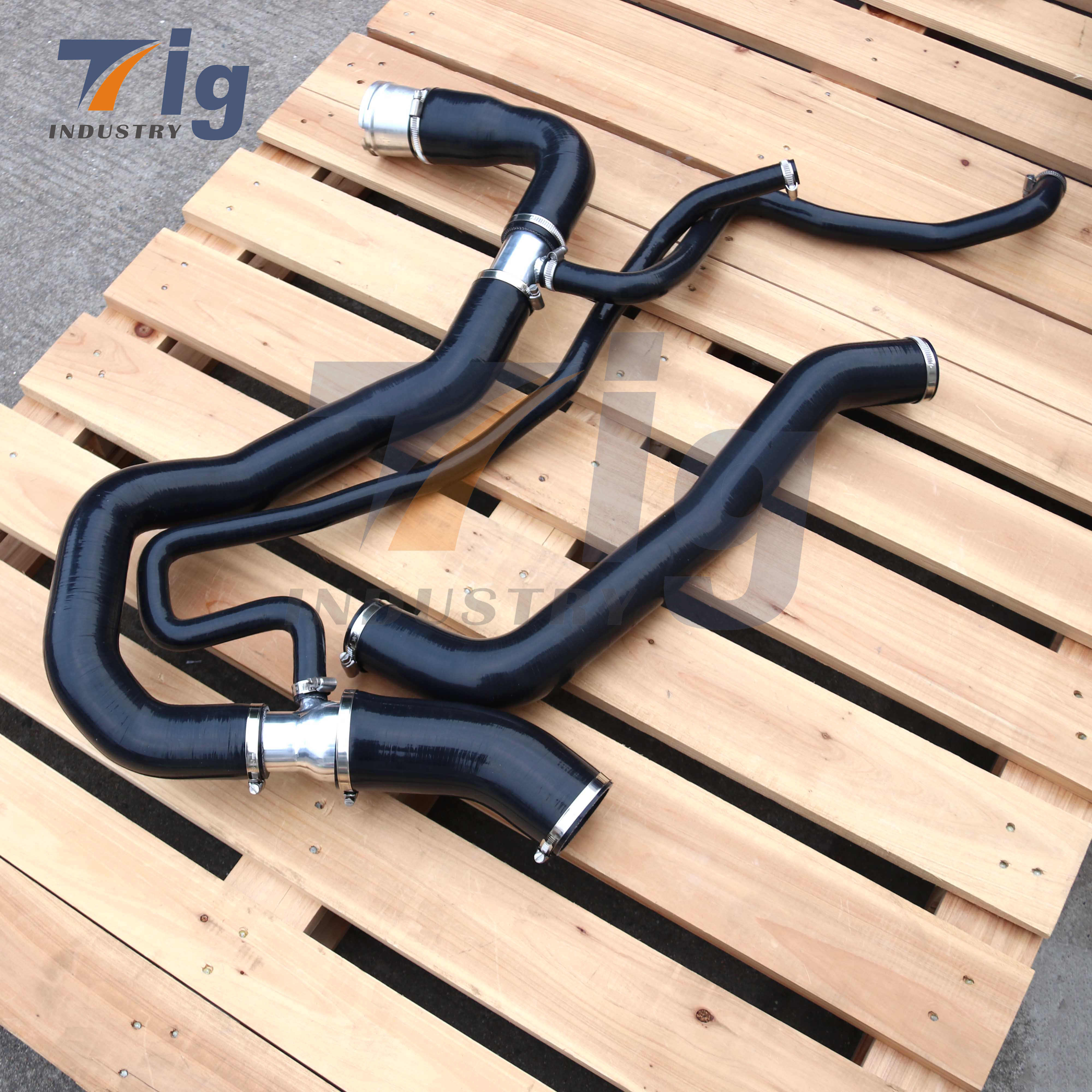 Chevrolet Silverado 2500 3500 GM 6.6L DURAMAX SILICONE UPPER LOWER COOLANT HOSE KIT 2011-2016