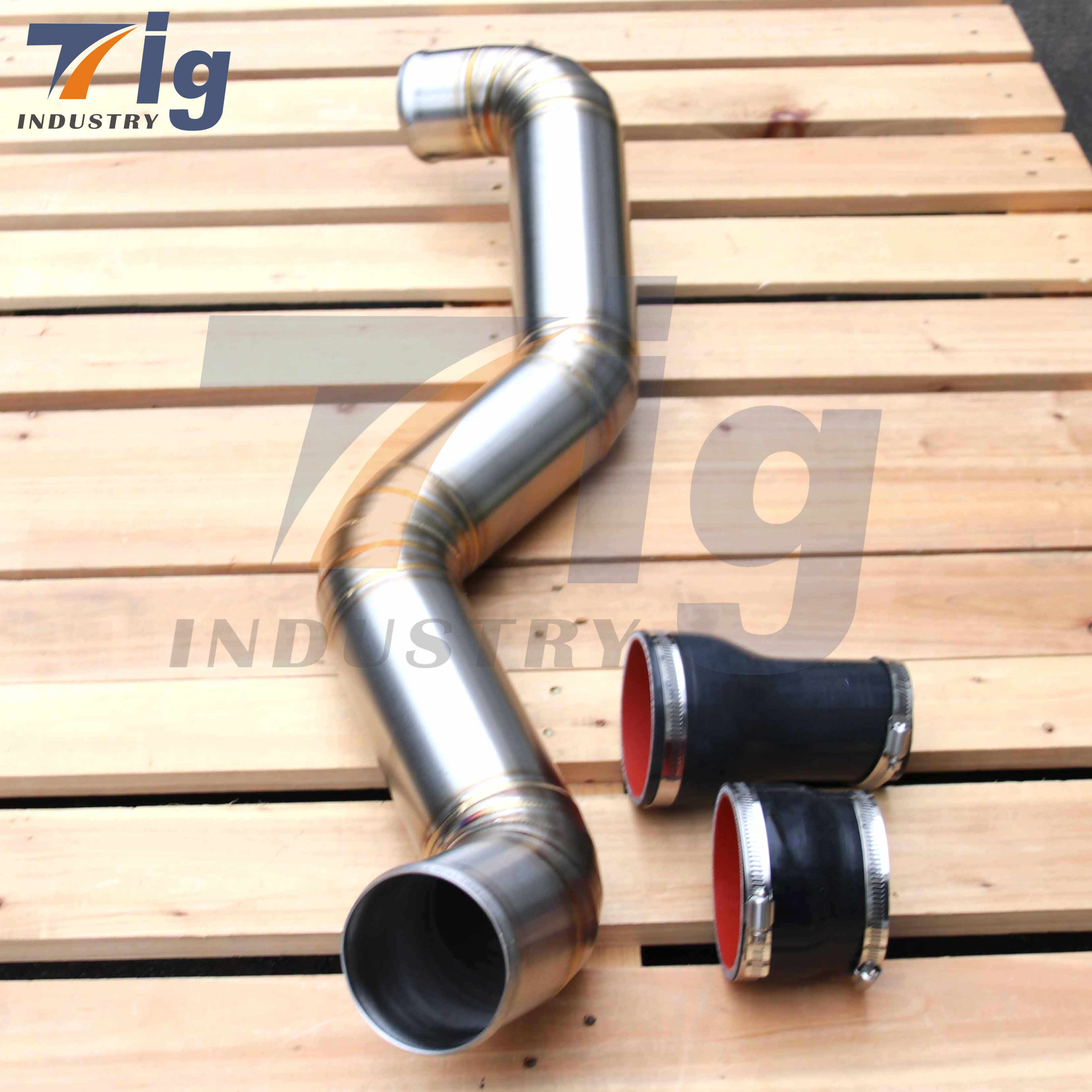 GM 6.6L DURAMAX HOT SIDE INTERCOOLER PIPE For Chevy GMC 2500 3500 11-16