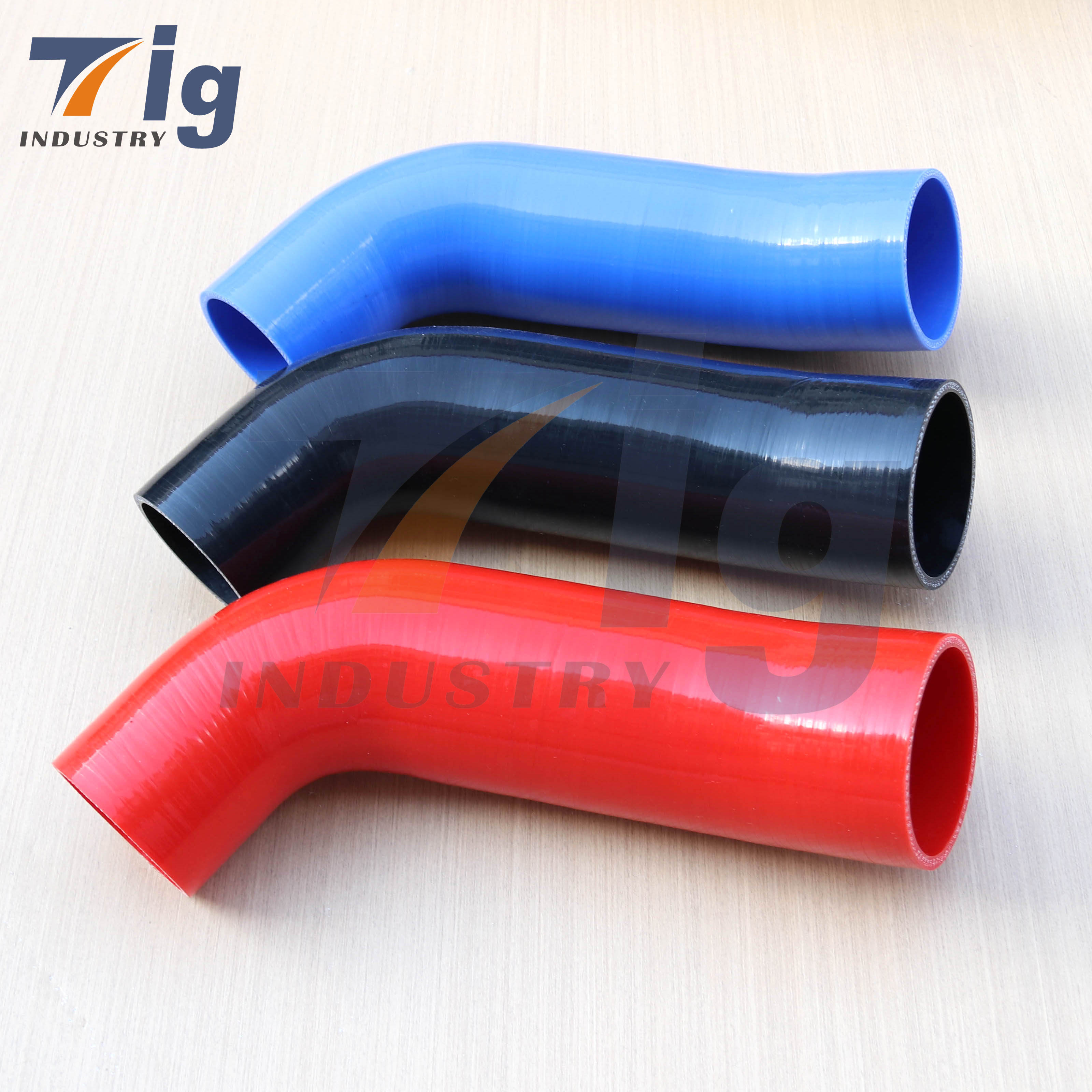Audi S3 8V 2.0 TFSI RUBBER HOSE INTAKE INLET TURBOS ELBOW PIPE