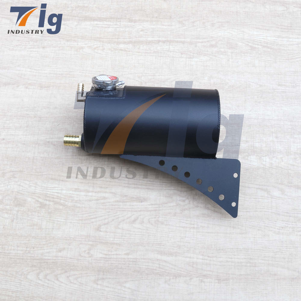2001-2007 GM 6.6L DURAMAX COOLANT OVERFLOW TANK