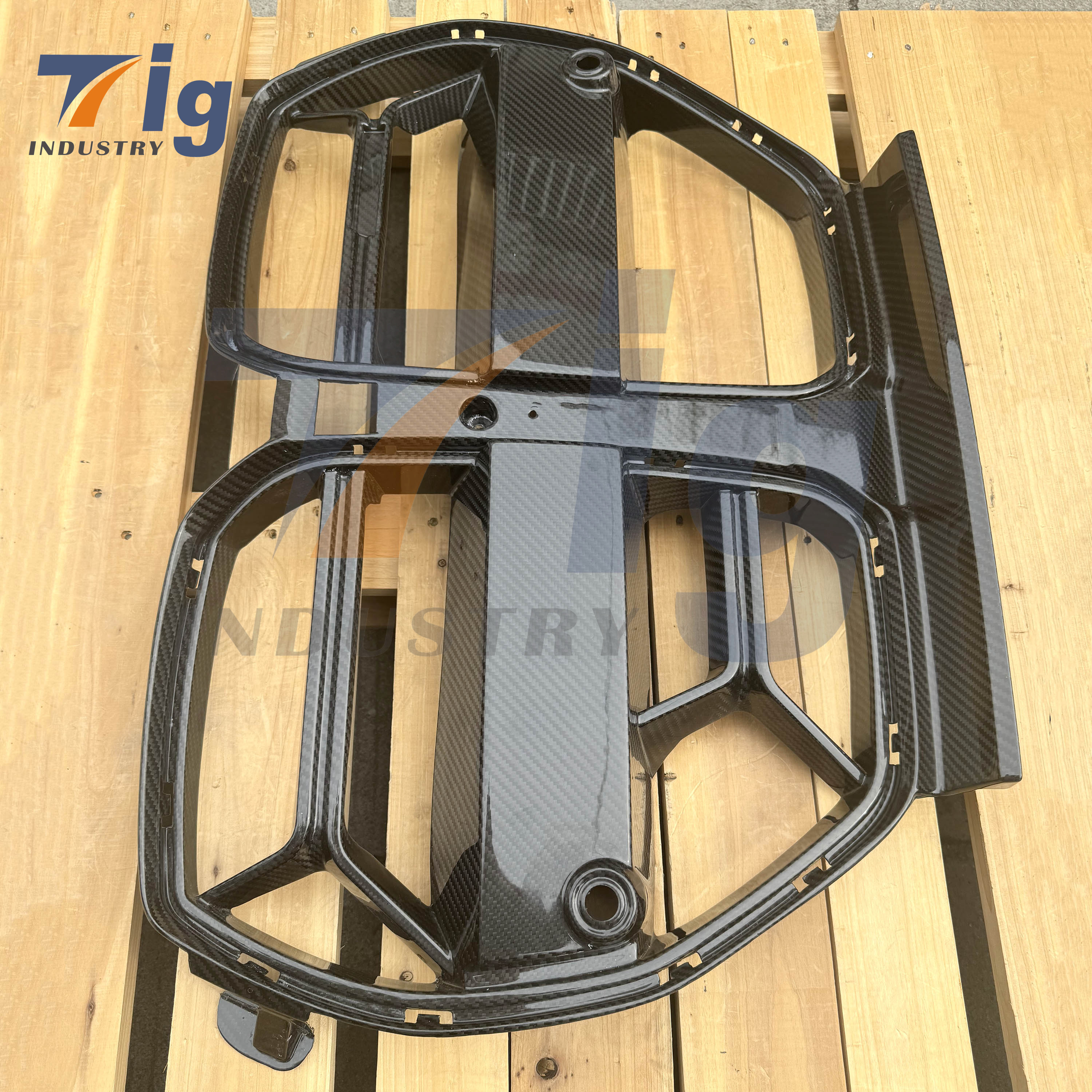 m3 g80 m4 g82 carbon frount  fiber grill with acc