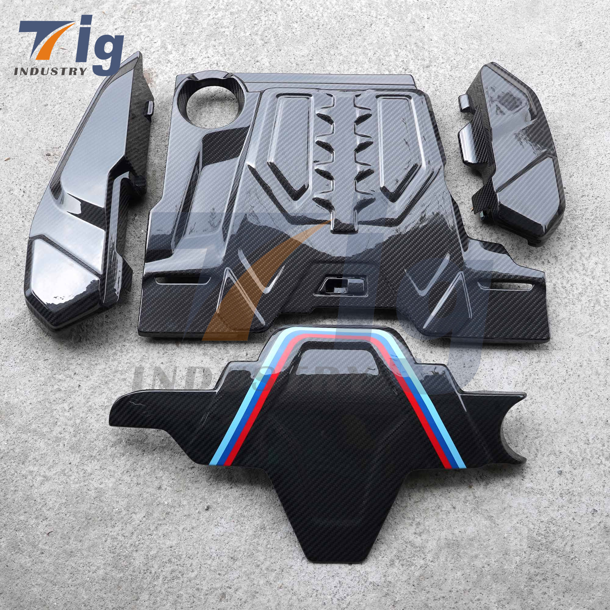BMW F90 M5 Engine Compartment Dry Carbon Trim Cover