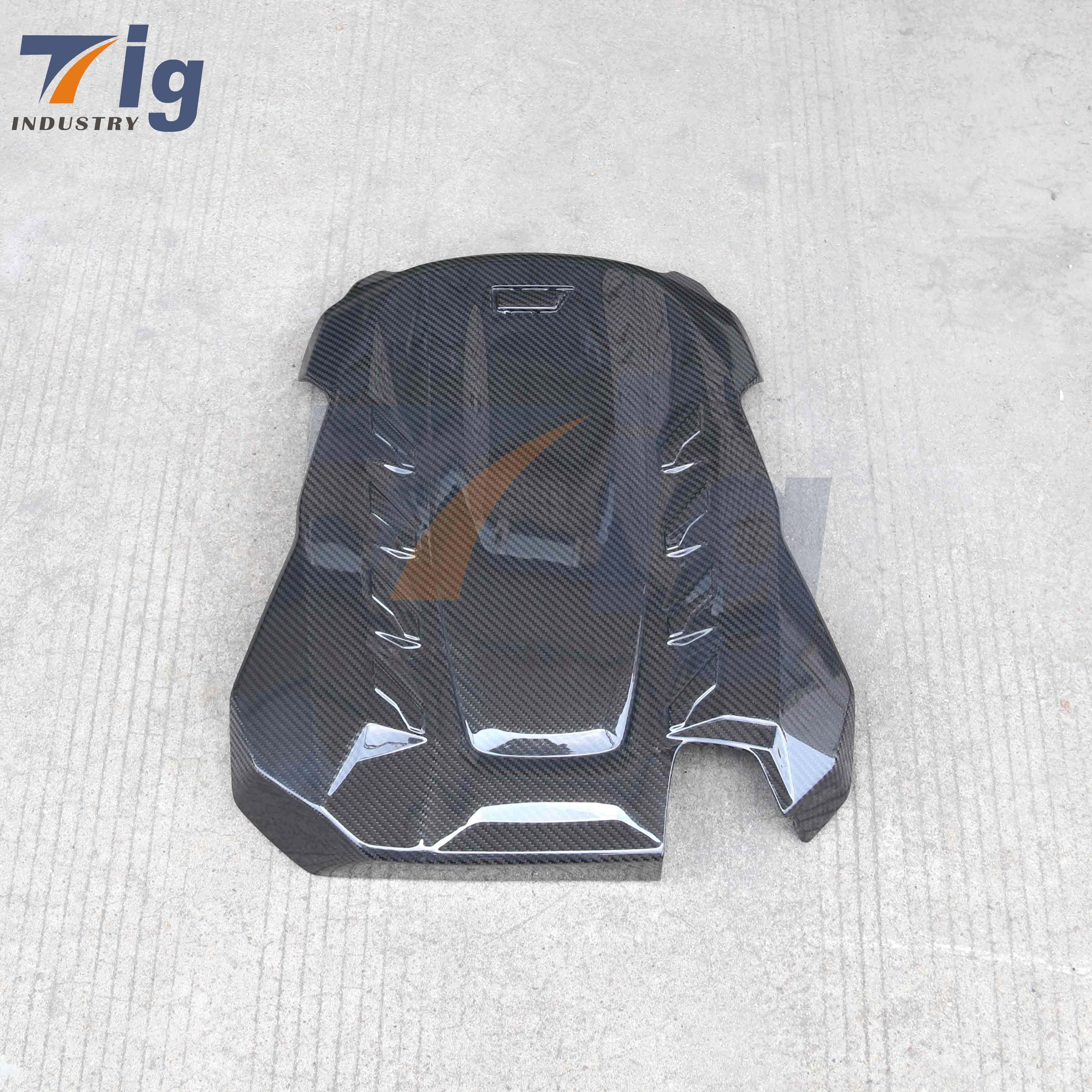 F95 Engine Hood Cover BMW F96 X6M X5M Dry Carbon Fiber Front Engine Car Hood Trim Exterior Replacement
