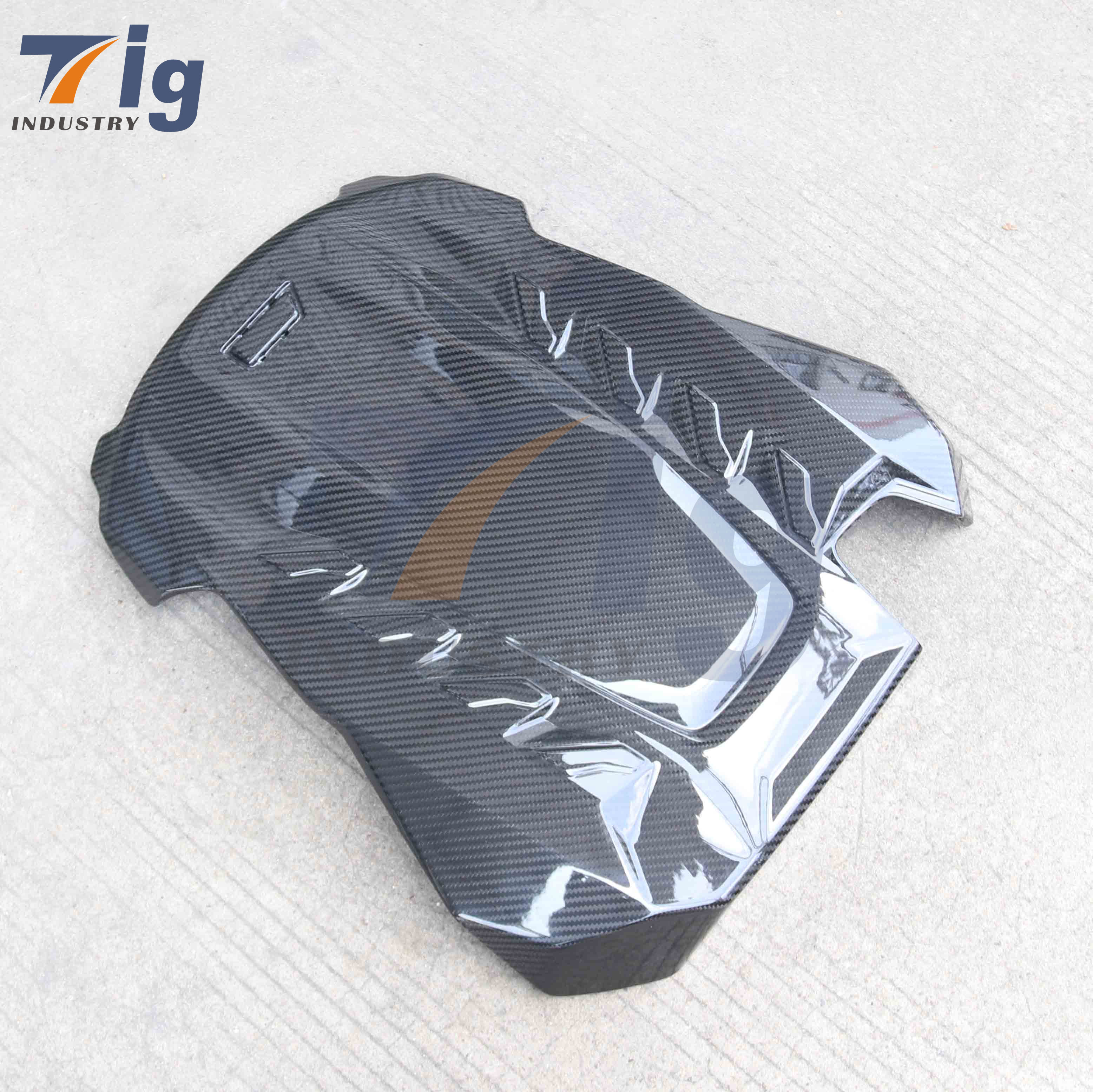 F95 Engine Hood Cover BMW F96 X6M X5M Dry Carbon Fiber Front Engine Car Hood Trim Exterior Replacement