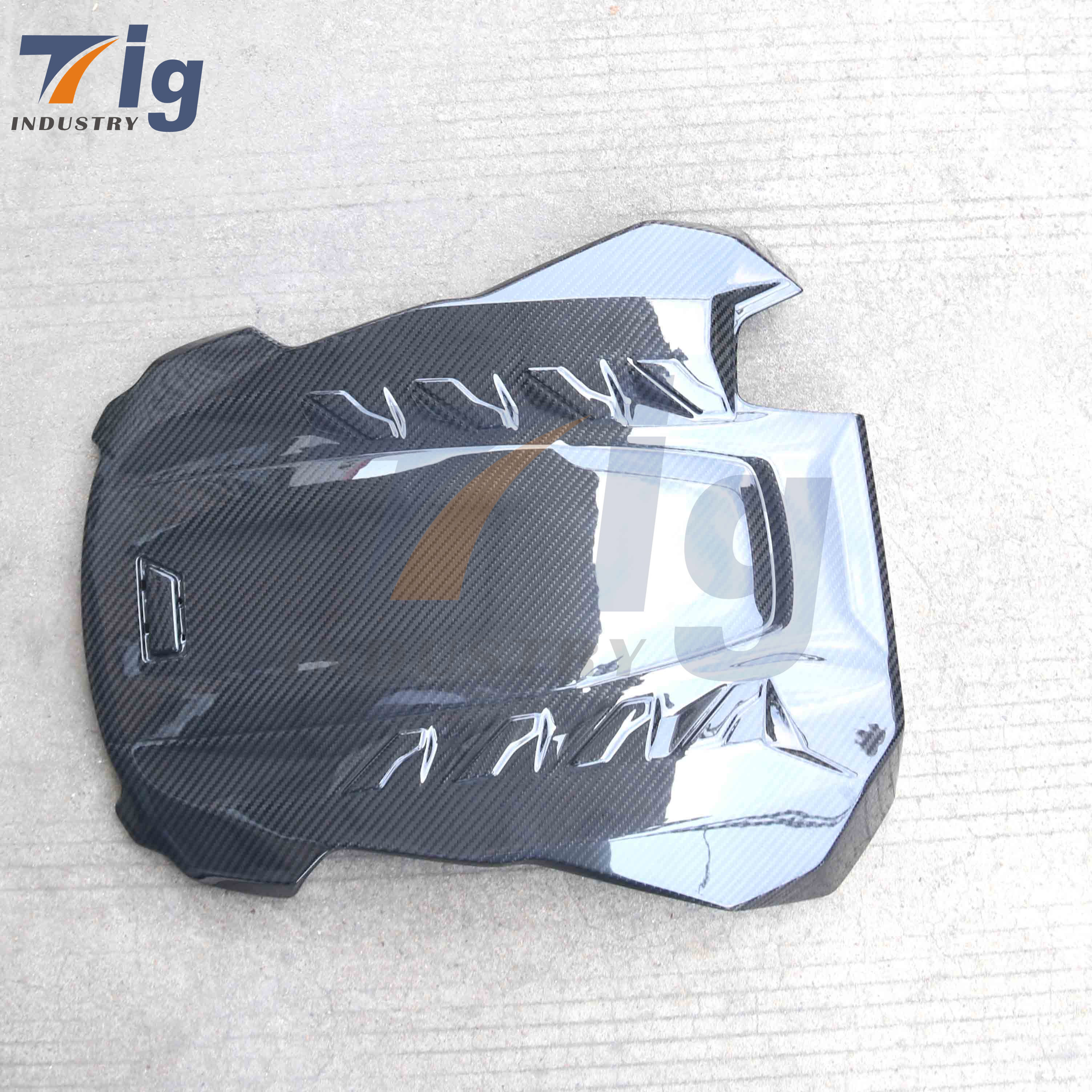 F95 Engine Hood Cover BMW F96 X6M X5M Dry Carbon Fiber Front Engine Car Hood Trim Exterior Replacement