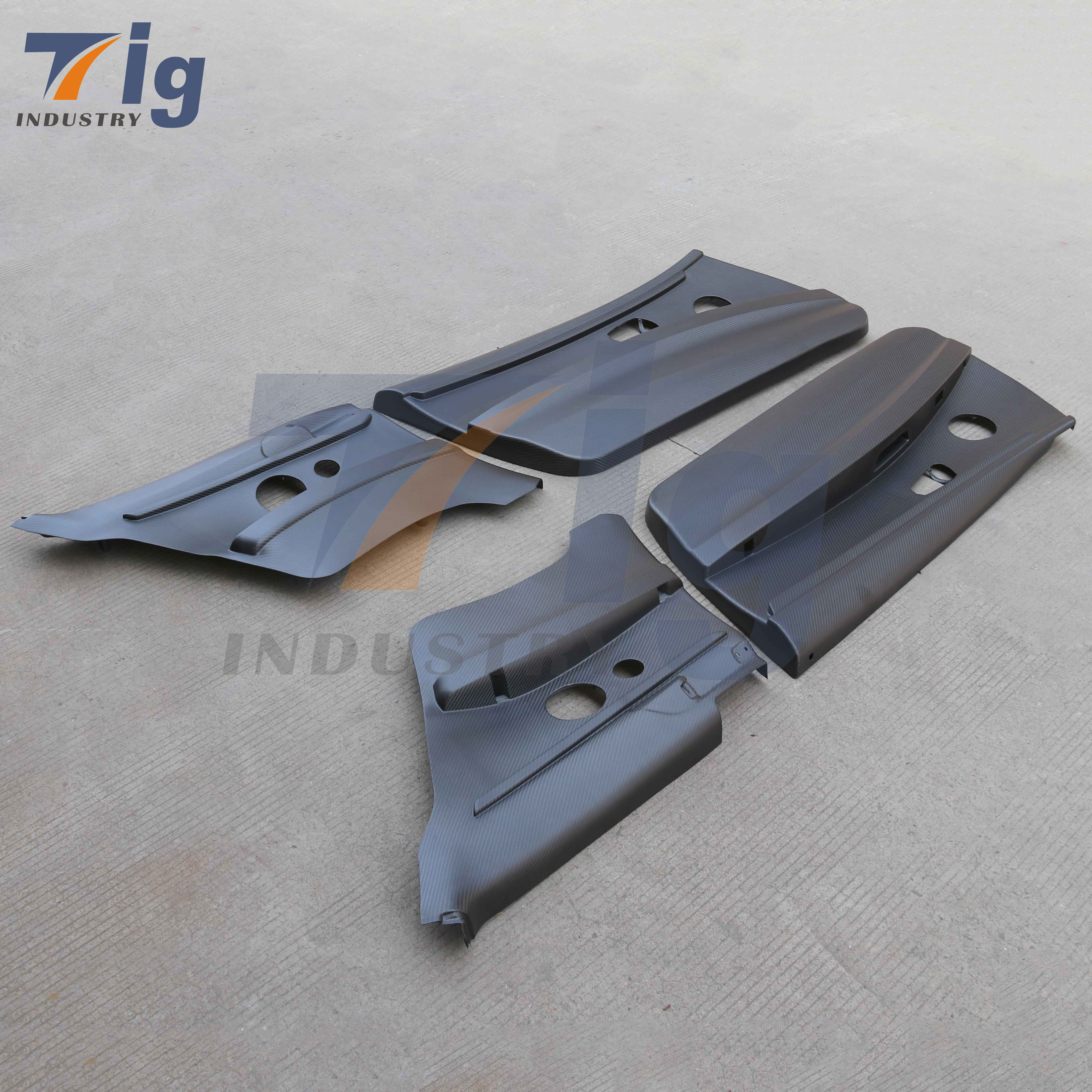 BMW M3 E92 Dry Carbon Fiber Door