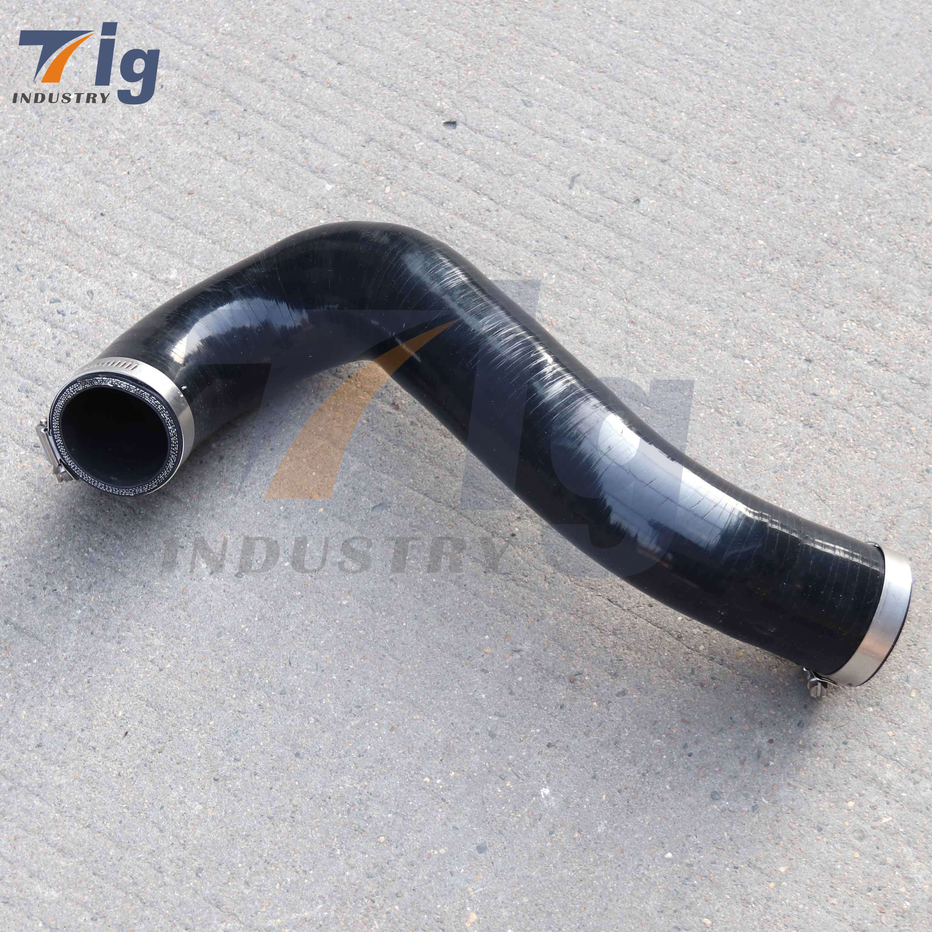 HOLDEN COLORADO 2.8L 2012-2013 HOT SIDE SILICONE UPGRADE HOSE