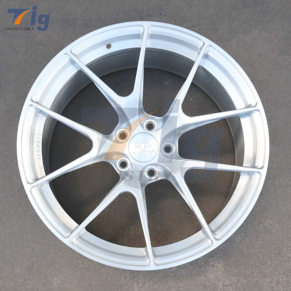BMW E82 1M WHEELS