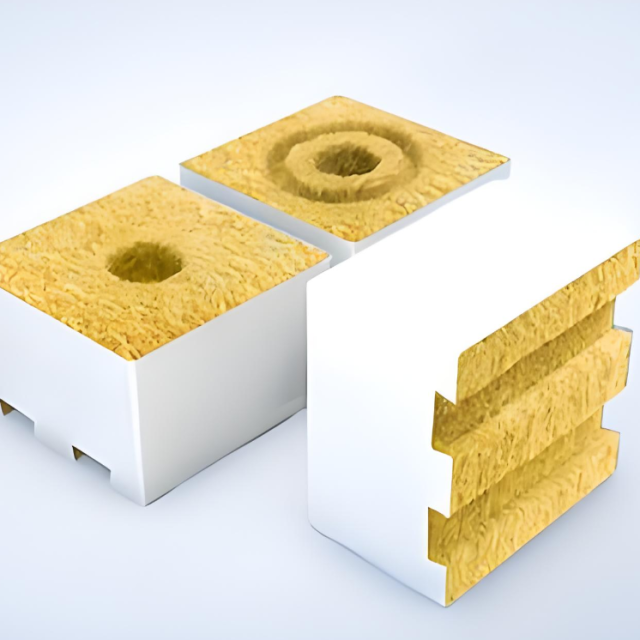 3D view of rock wool grow cubes in professional transplanting tray – superior air and water balance substrate by Liluan Technology
