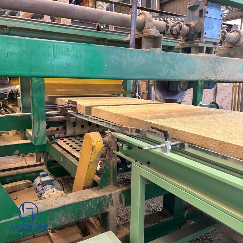 Fully automated rock wool production line with 50,000-ton annual capacity.
