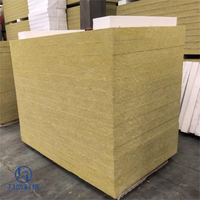 Massive warehouse inventory of rock wool insulation materials at Liluan factory, ensuring stable supply for large-scale construction projects.