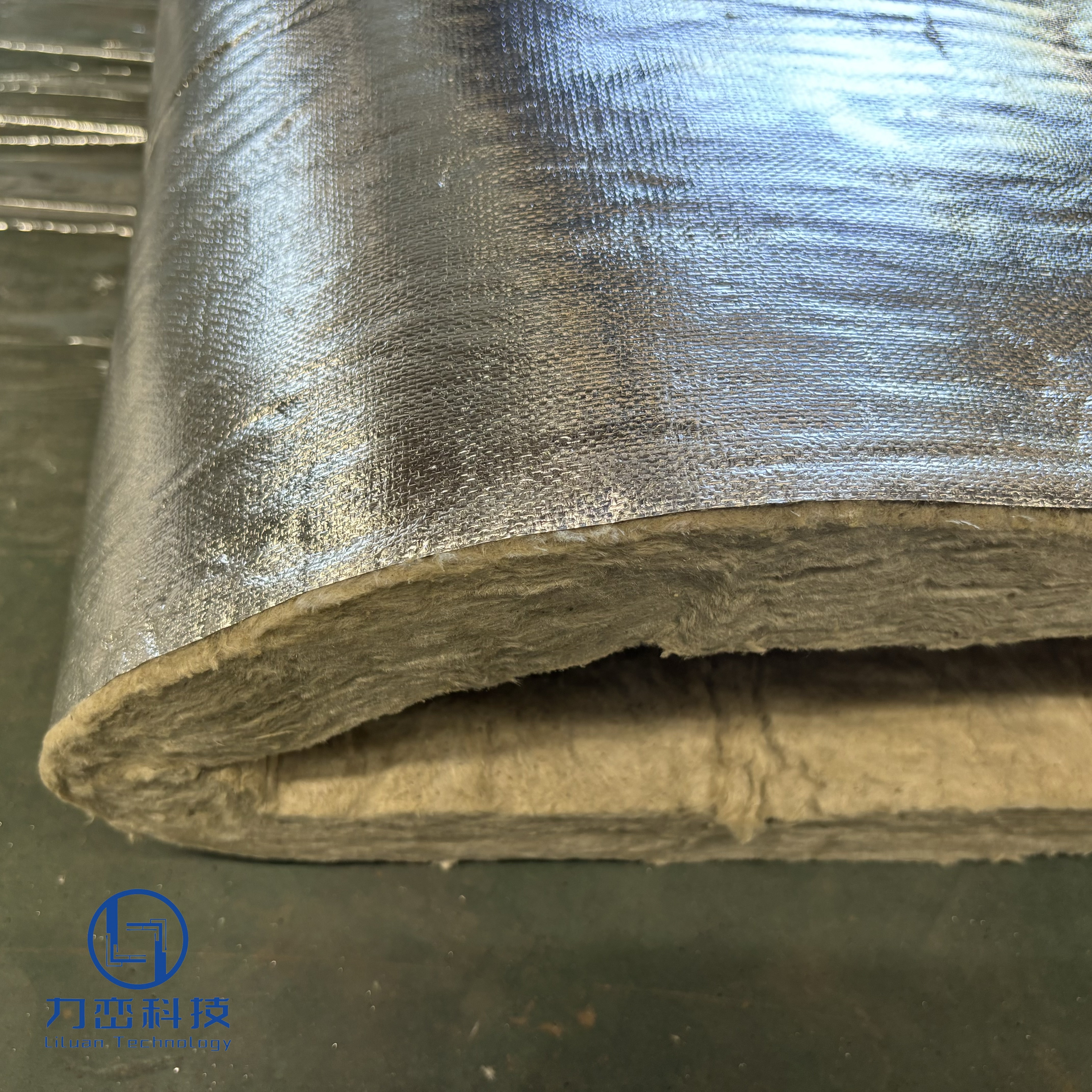 Foil Rock Wool Roll Blanket