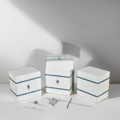 Aluminum silicate modules in cube form with metal anchoring pins – preformed high-temperature insulation modules ready for installation by Liluan Technology