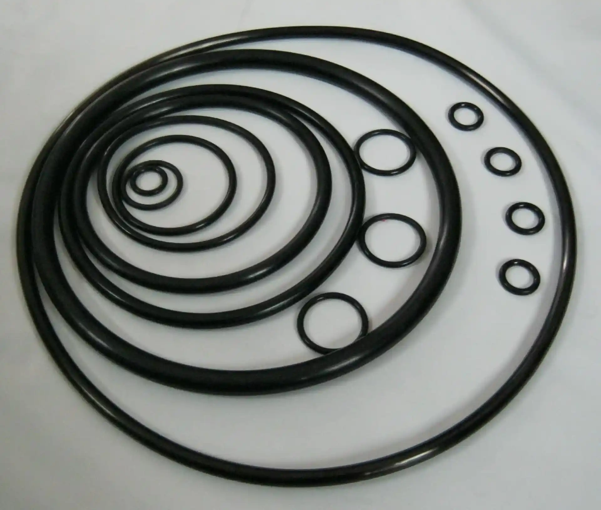Assortment kit of various sizes black FKM (Viton) O-rings, comprehensive rubber sealing solution for pneumatic, hydraulic and general industrial machinery-LiLuan Technology