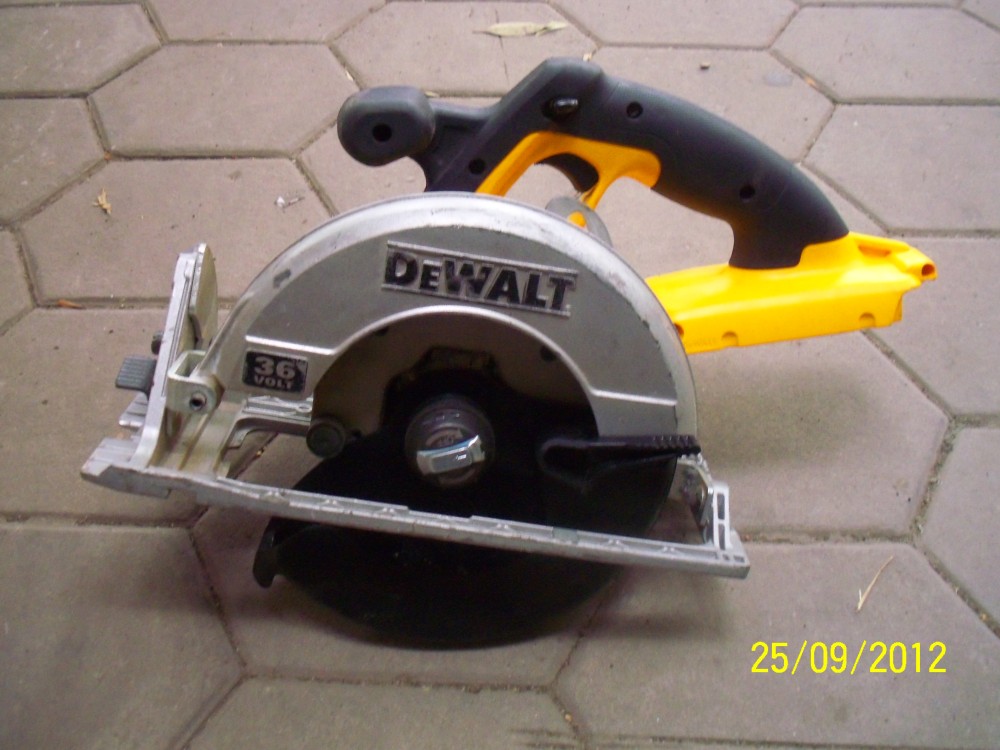 DEWALT DC300 36v Cordless 7-1/4" 184mm Circular Saw Bare Tool