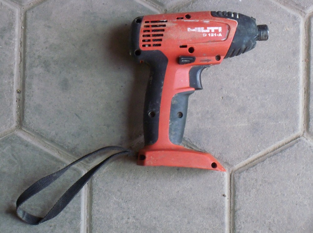 Hilti SID 121-A - 1/4in. Hex Cordless 12v Impact Screwdriver Kit - 00272822