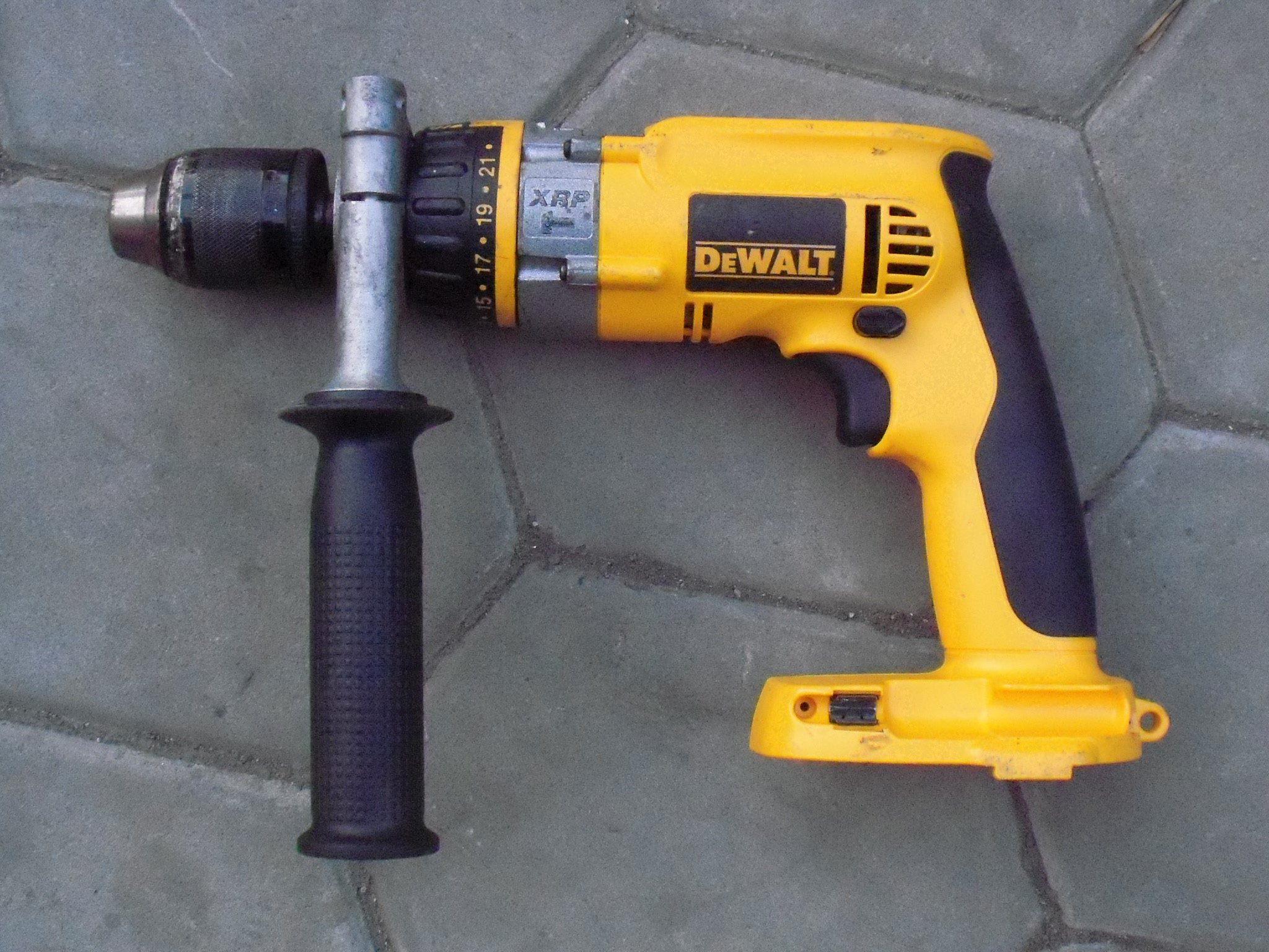 DEWALT DC985 XRP 1 2 14.4v Hammer Drill