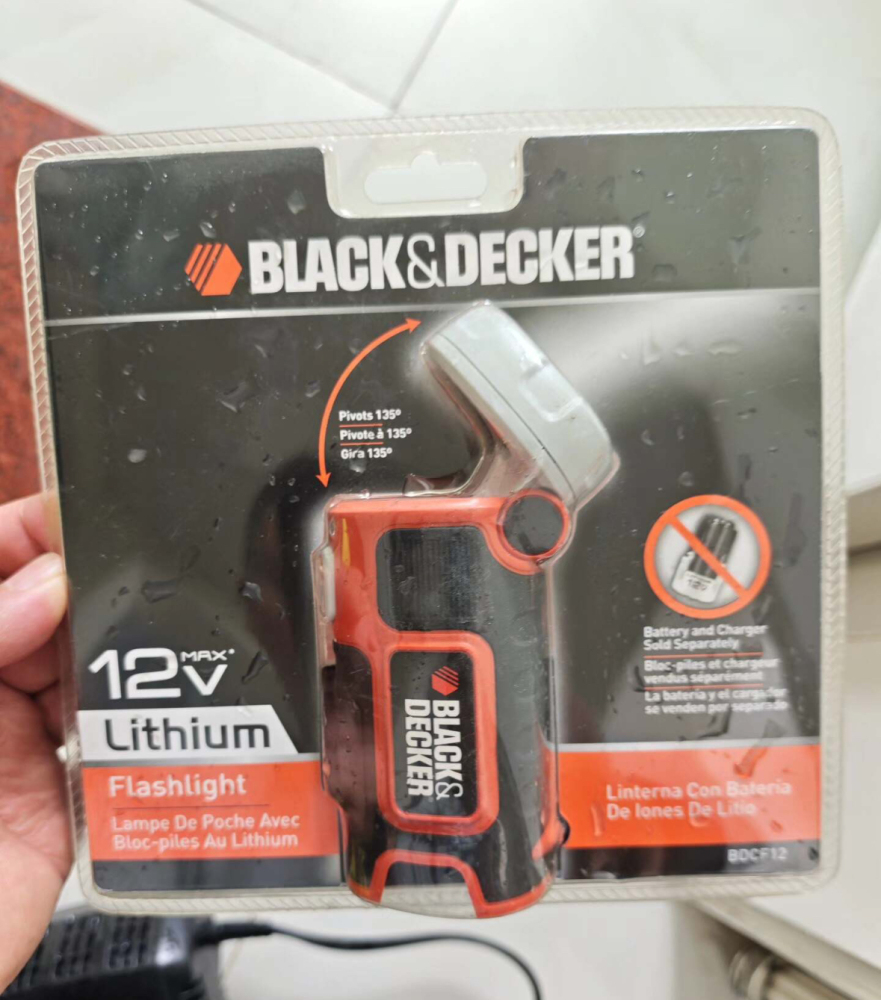 Genuine Black and Decker BDCF12 Lithium Flashlight 12V MAX - Pivots, Magnetic Mount