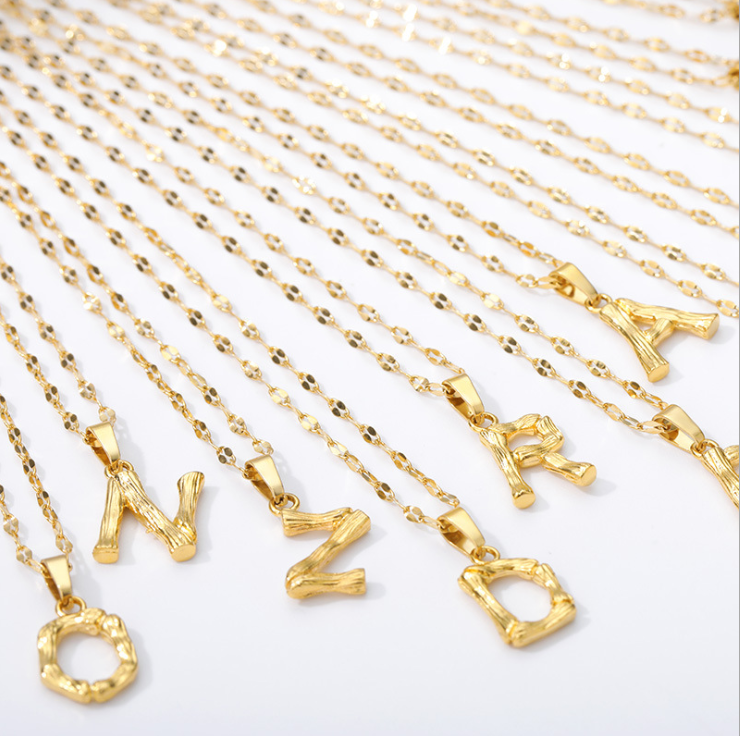 Amazon new English letter necklace for men and women stainless steel lip chain letter pendant imitation wood jewelry in stock