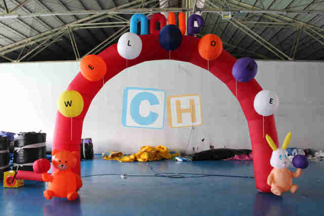 Inflatable Bear Arch