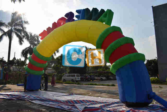 Inflatable Multicolored Arch
