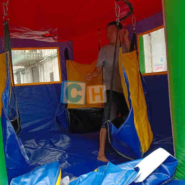 Inflatable Rocket Lift Game